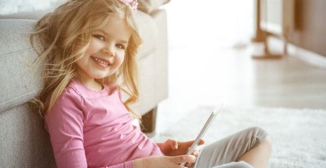 50+ Boys Names For Girls (Steal them Now!)